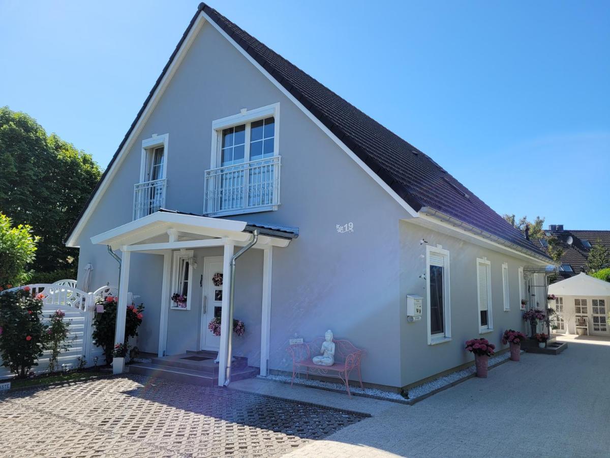 Lilly & Fine Apartment Zingst Bagian luar foto